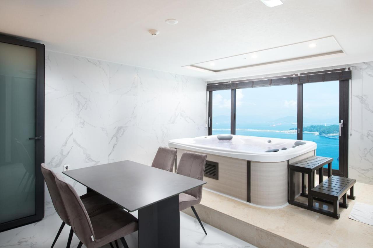 Utop Marina Hotel & Resort Yeosu Ngoại thất bức ảnh